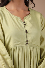 Women Solid Green Viscose Rayon Frill Dress