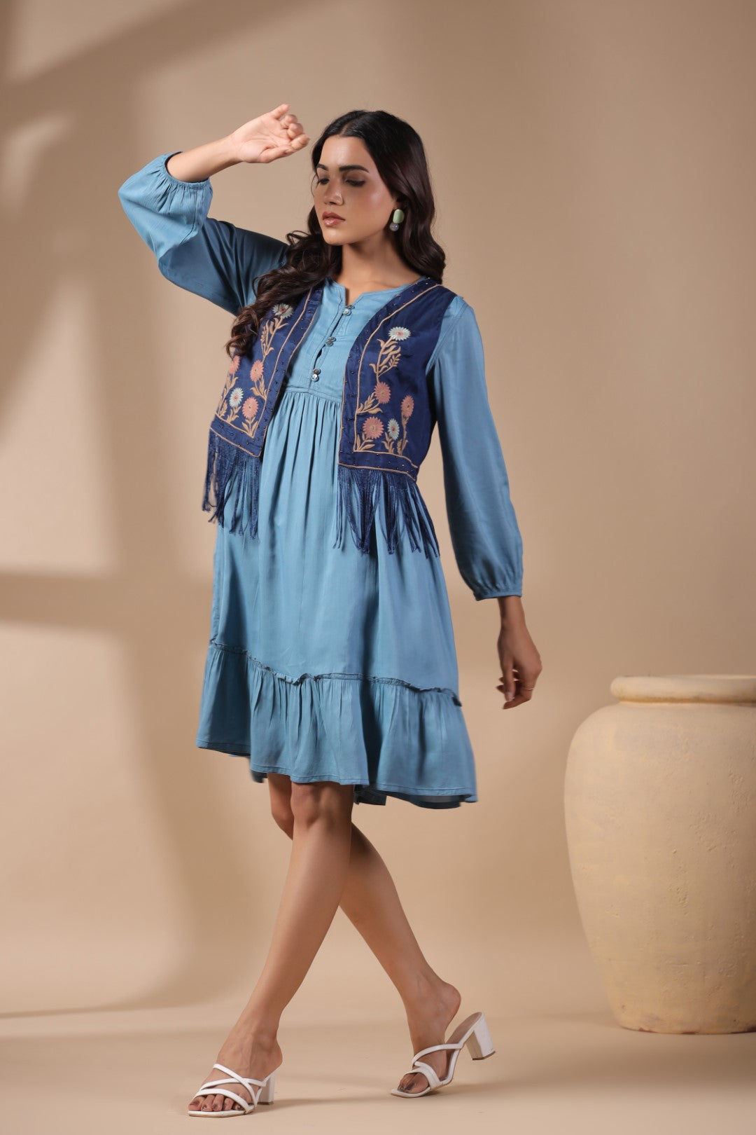 Women Floral Crop Open Front Jacket with Embroidered