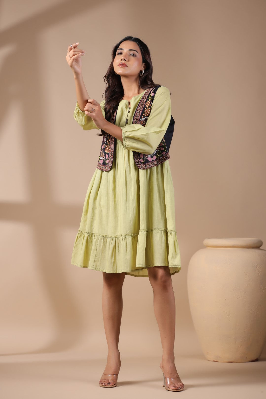 Women Floral Crop Open Front Jacket with Embroidered