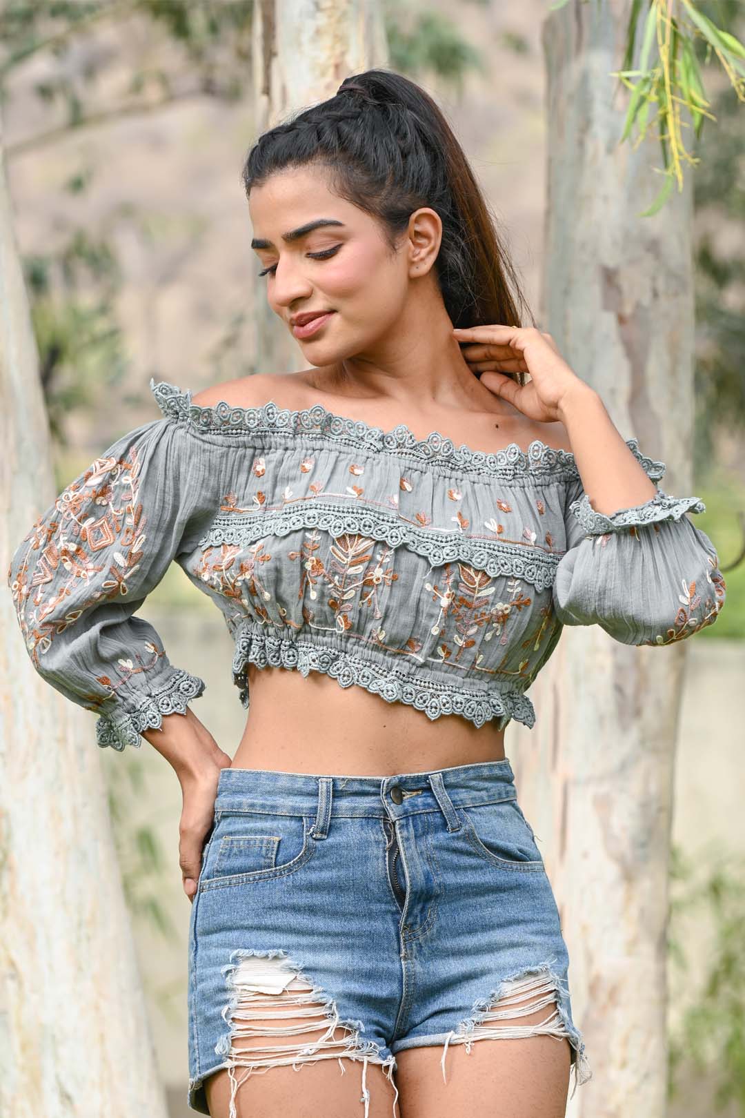 Women Cotton gauze Embroidered & Lace Work Crop Top