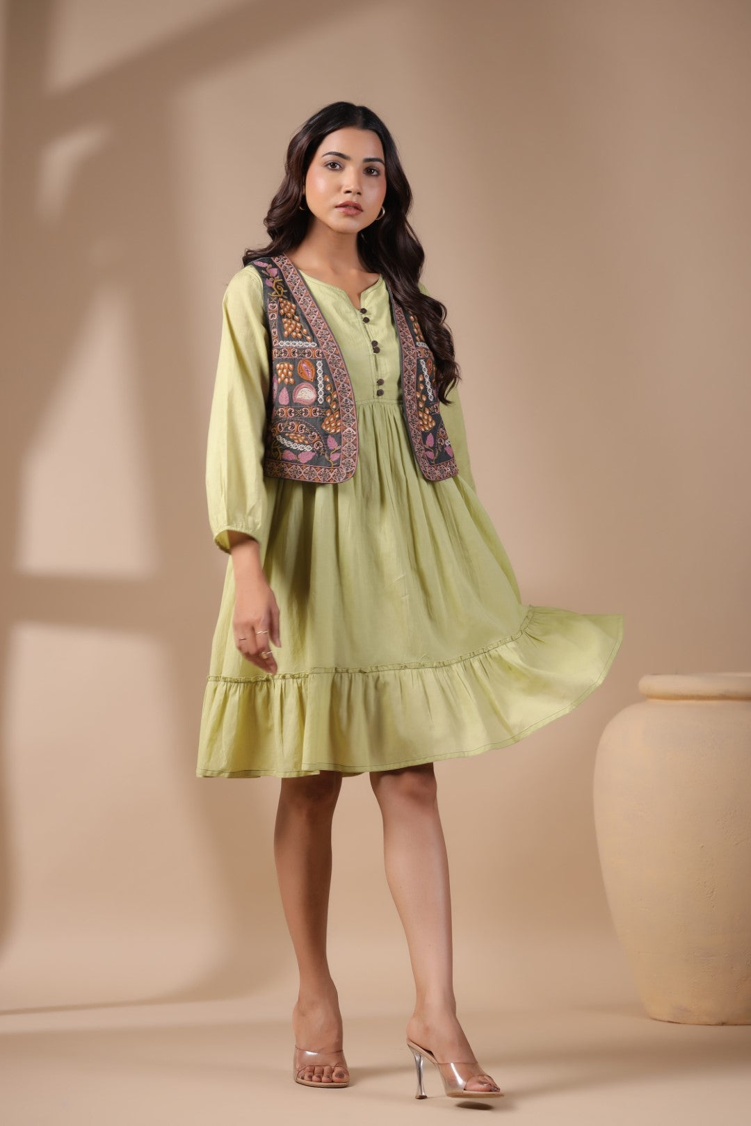 Women Floral Crop Open Front Jacket with Embroidered