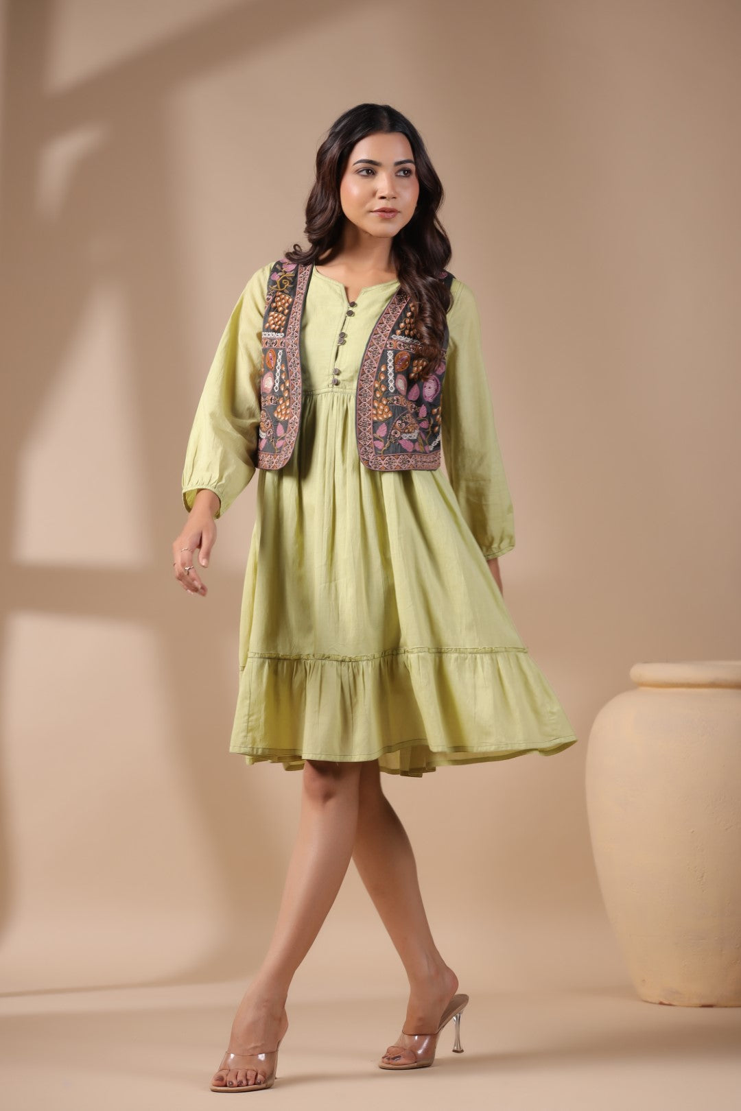 Women Floral Crop Open Front Jacket with Embroidered