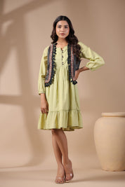 Women Floral Crop Open Front Jacket with Embroidered