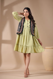 Women Floral Crop Open Front Jacket with Embroidered
