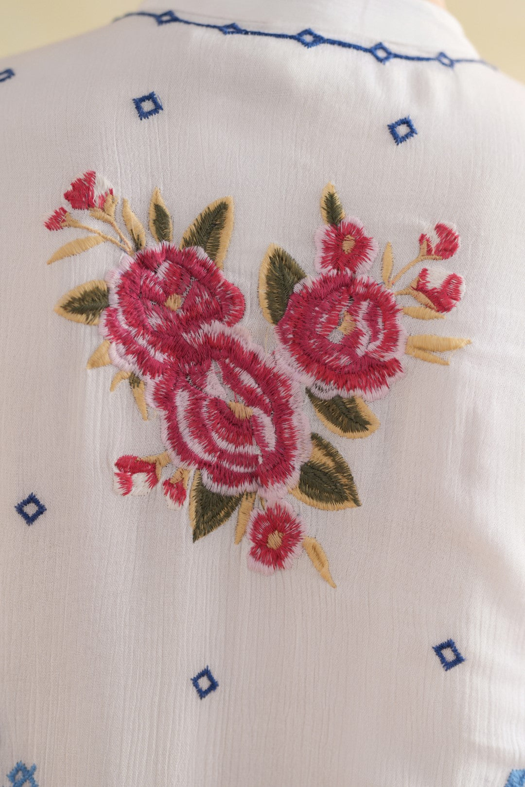 Nyaro Signature White Embroidered Rayon Crepe Short Dress