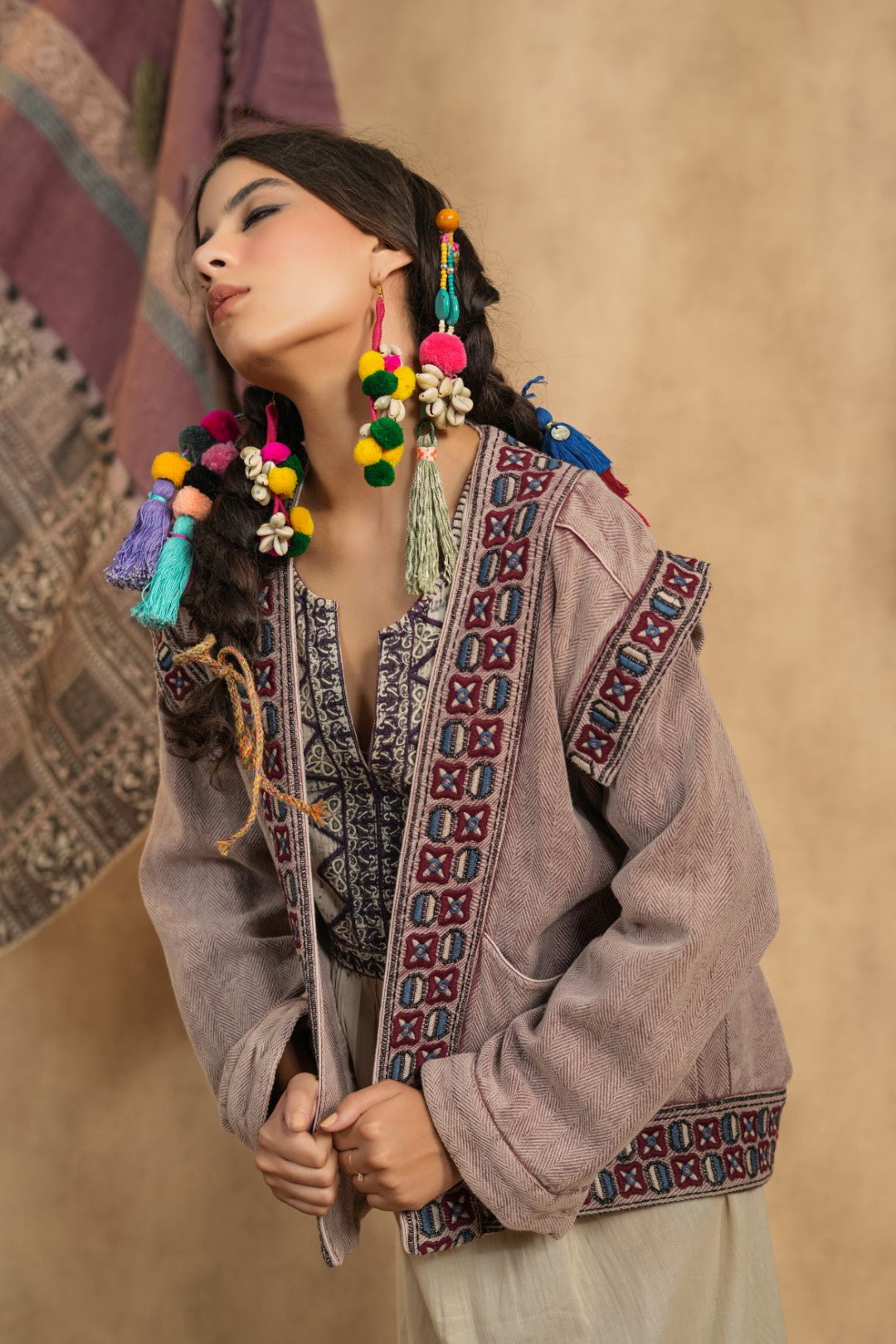 Women Cotton Twill Embroidered Jacket With Belt, Pocket