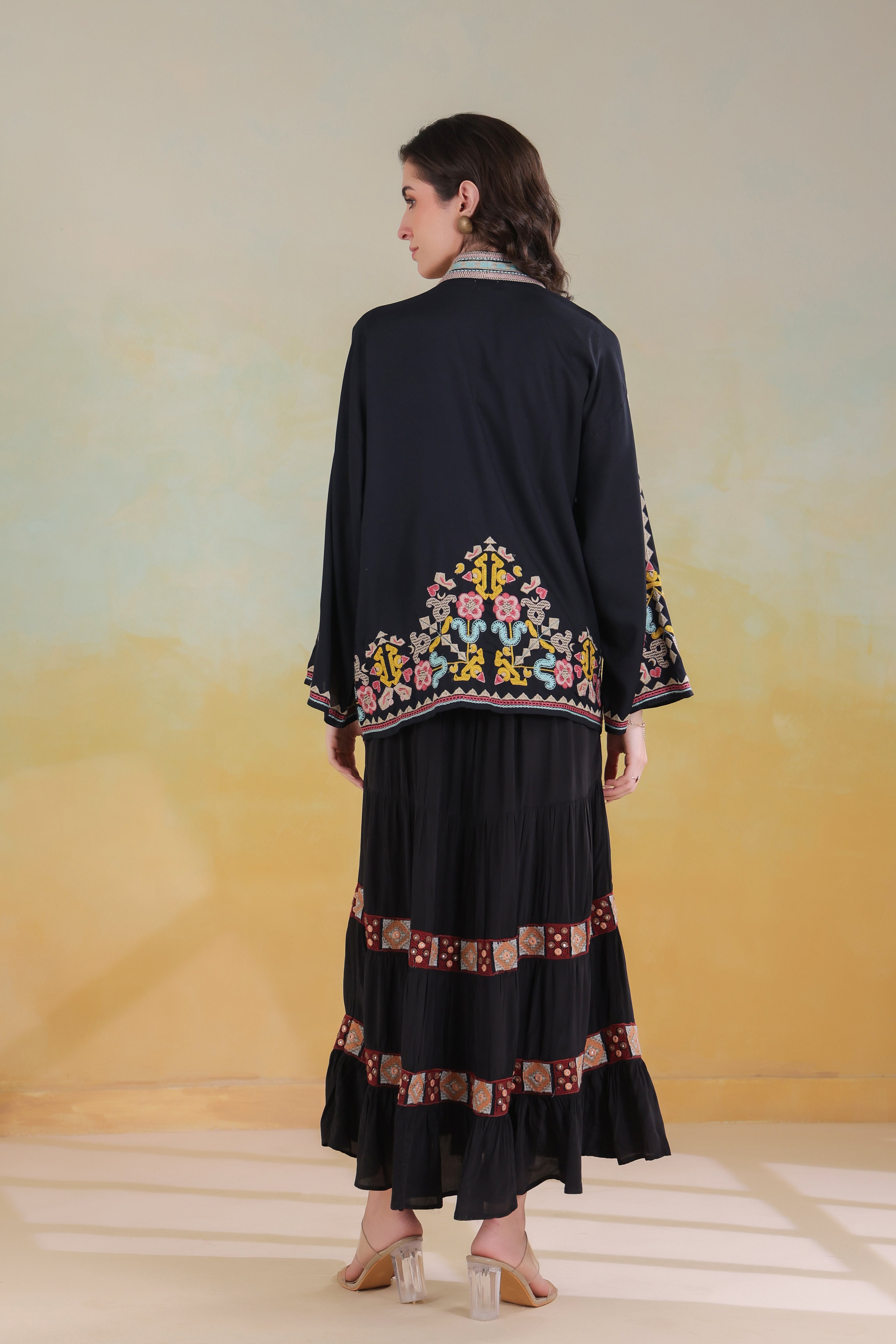 Women’s Black Rayon Solid Embroidered Shrug