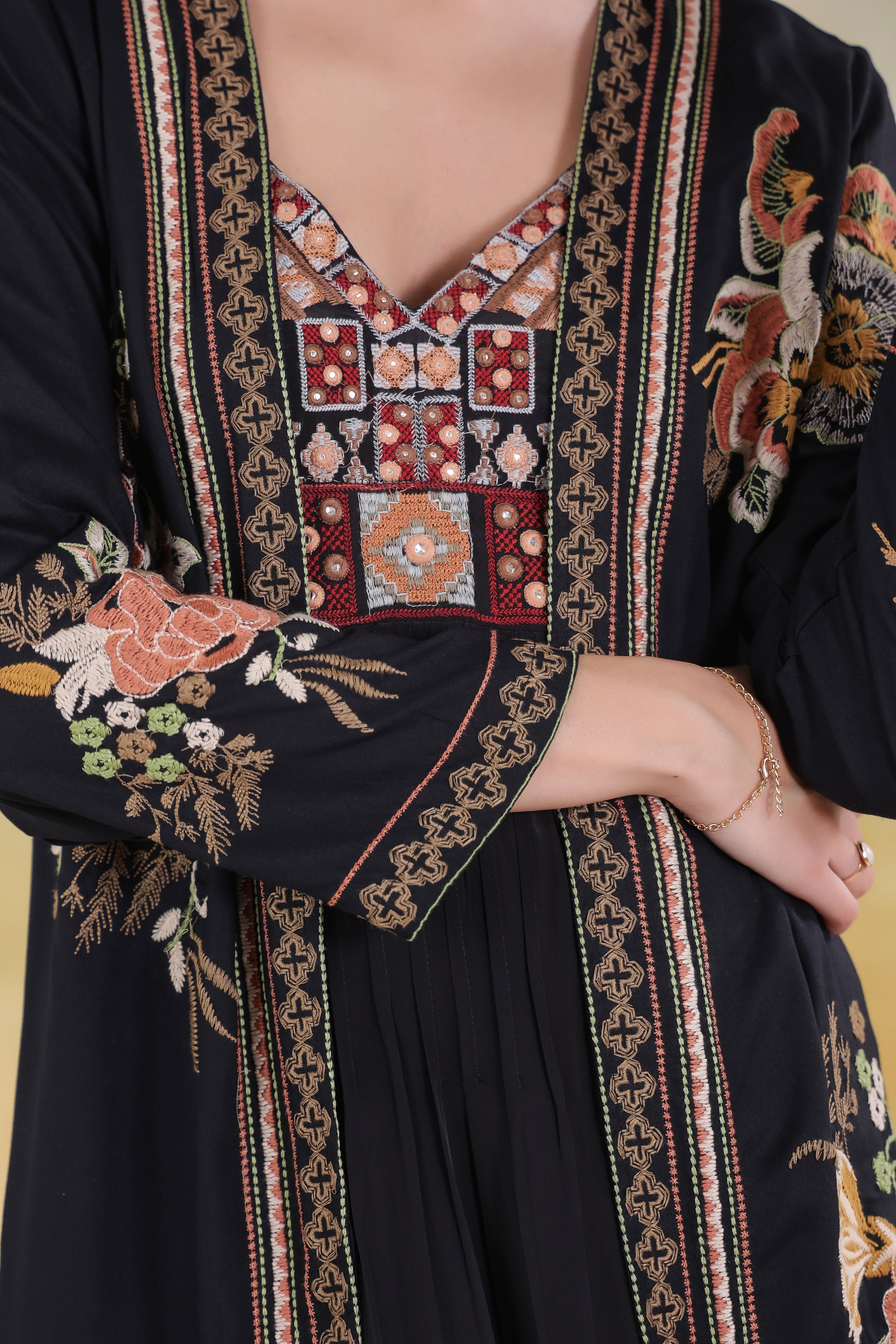 Women’s Black Viscose Rayon Embroidered Shrug