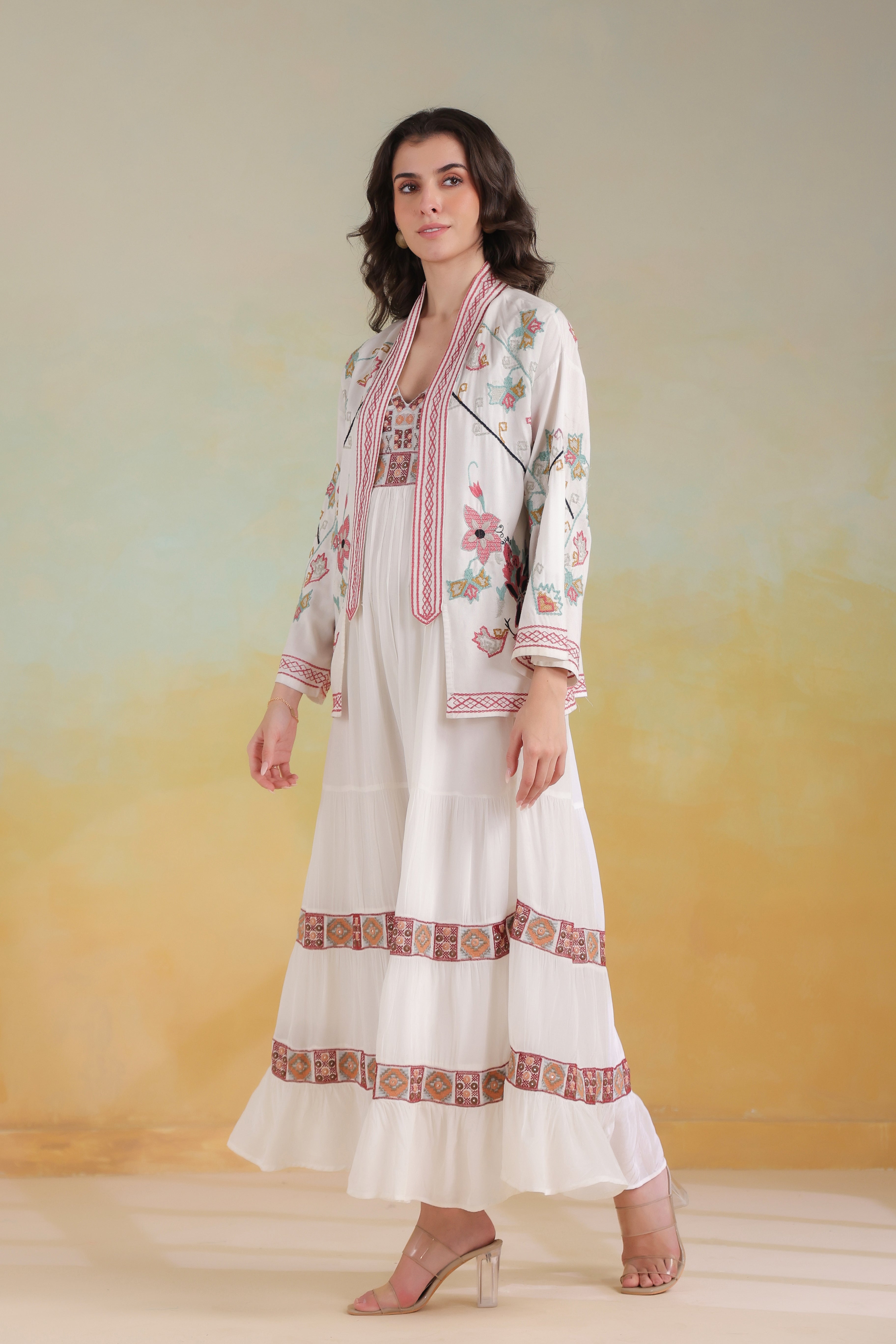 Women’s White Rayon Solid Embroidered Shrug