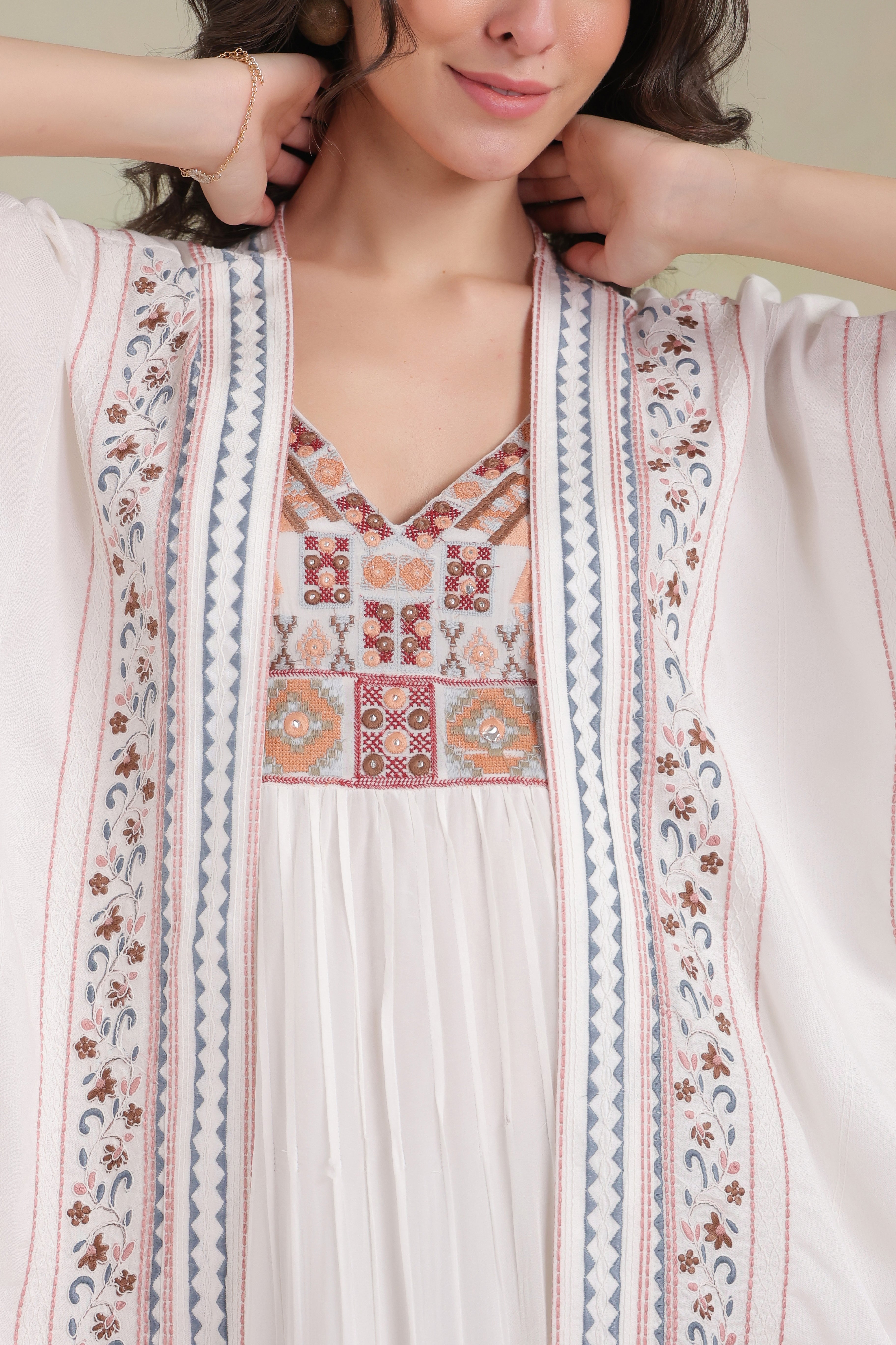 Women’s White Rayon Printed Embroidered Shrug