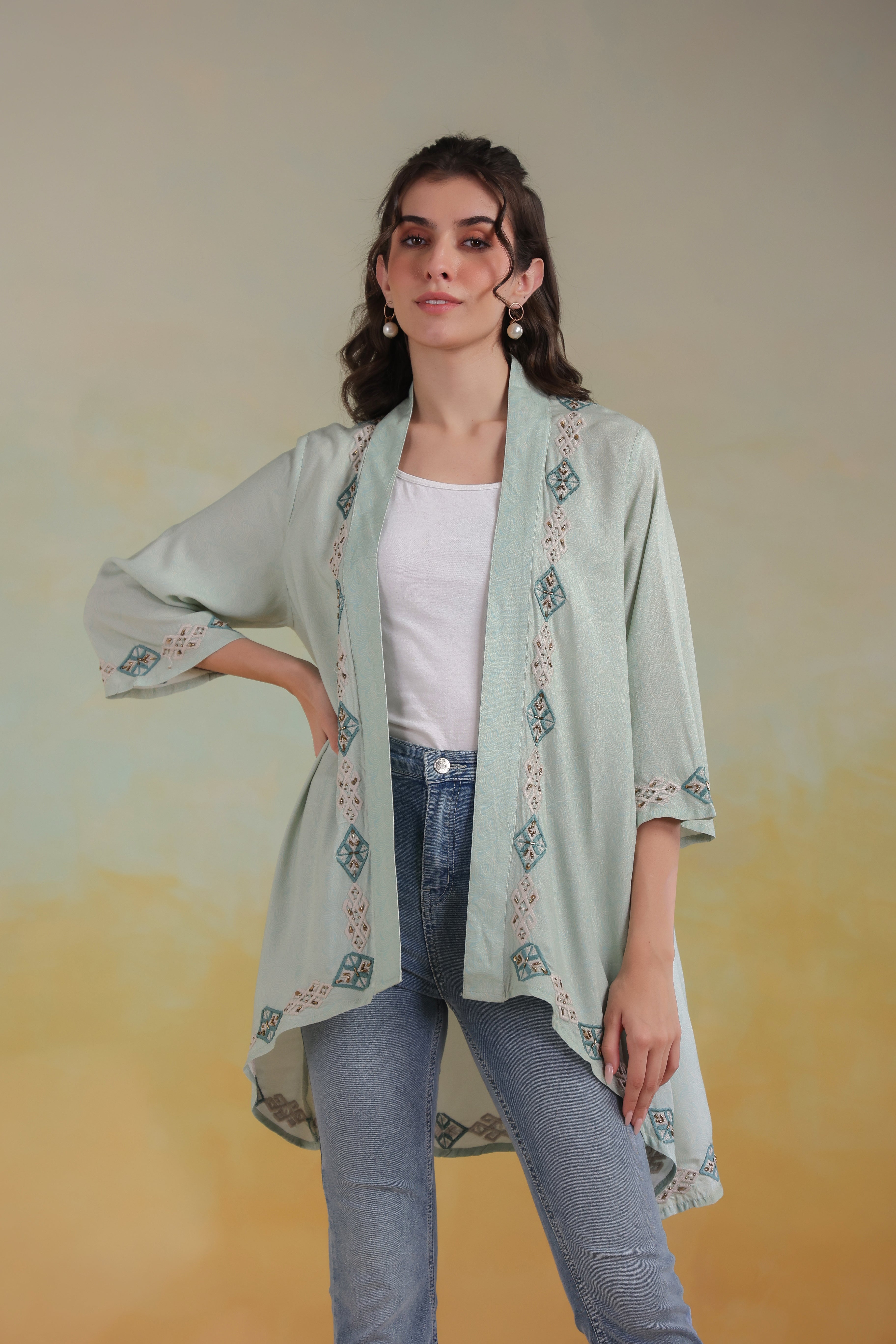 Women’s Green Viscose Rayon Embroidered Shrug