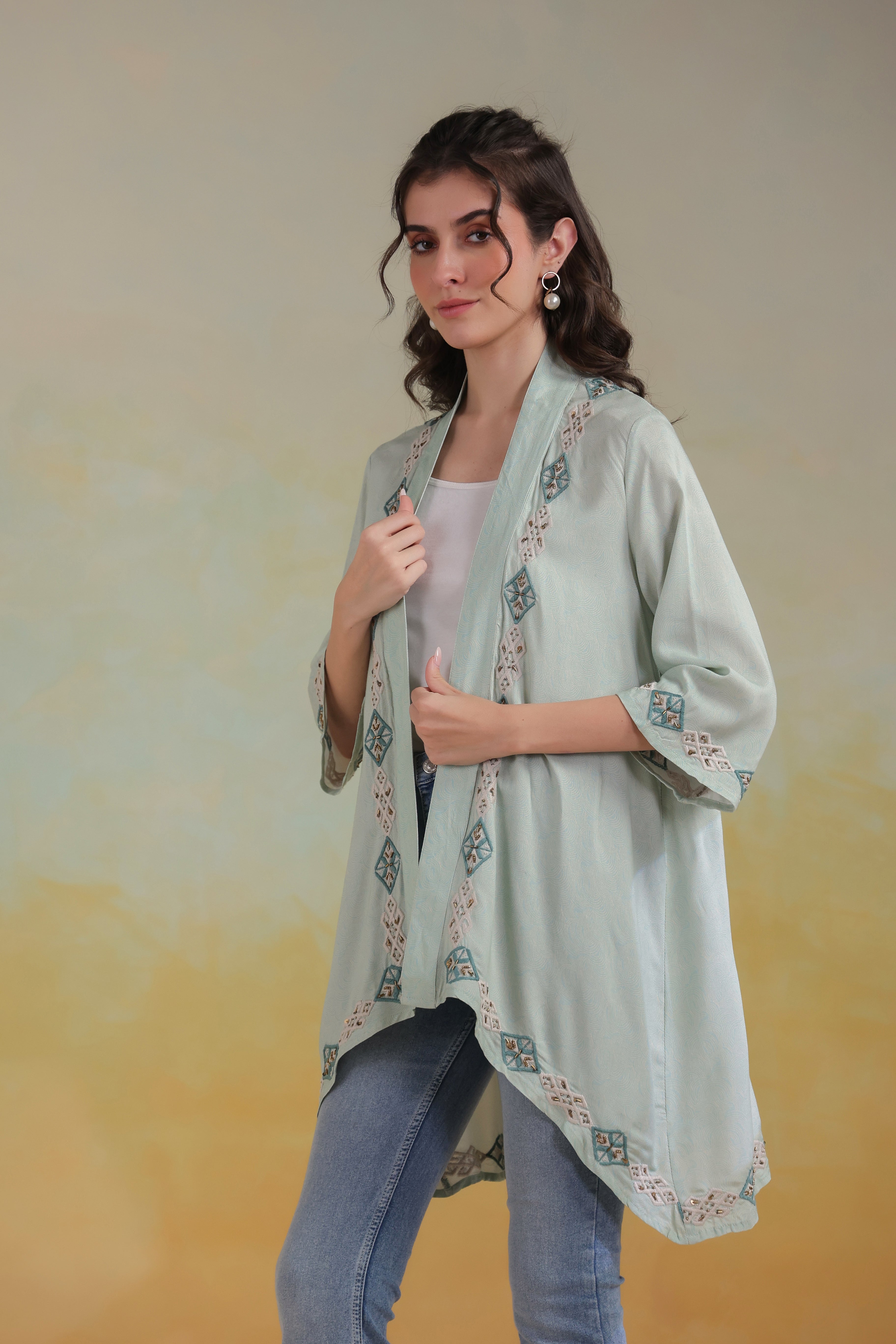 Women’s Green Viscose Rayon Embroidered Shrug