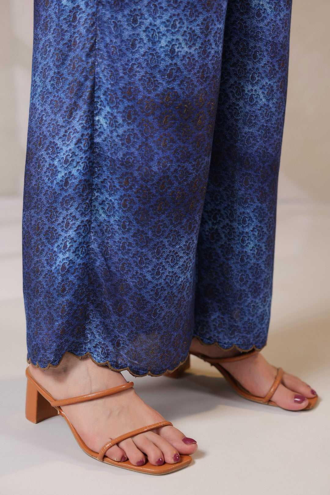 Nyaro Signature Blue Paisley Printed Co-ord Set in Viscose Santoon