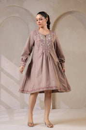 Nyaro Signature Cotton Flex Embroidered Short Dress – Mauve