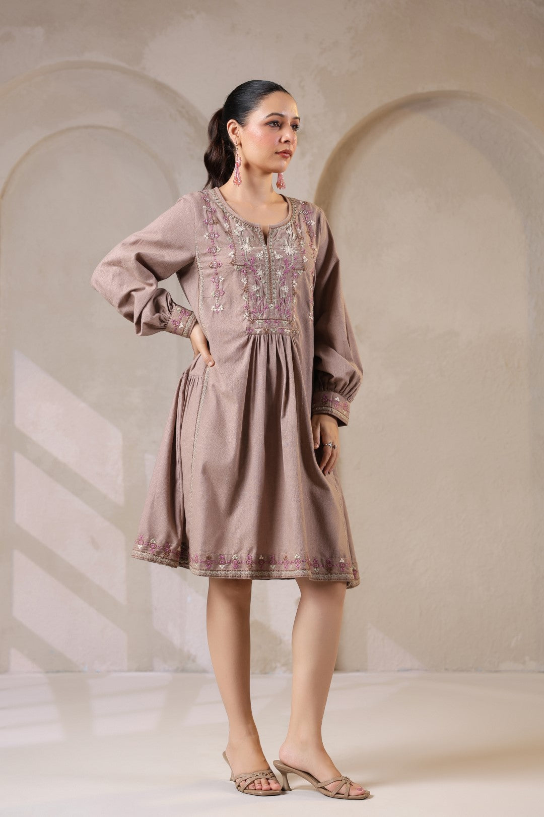 Nyaro Signature Cotton Flex Embroidered Short Dress – Mauve