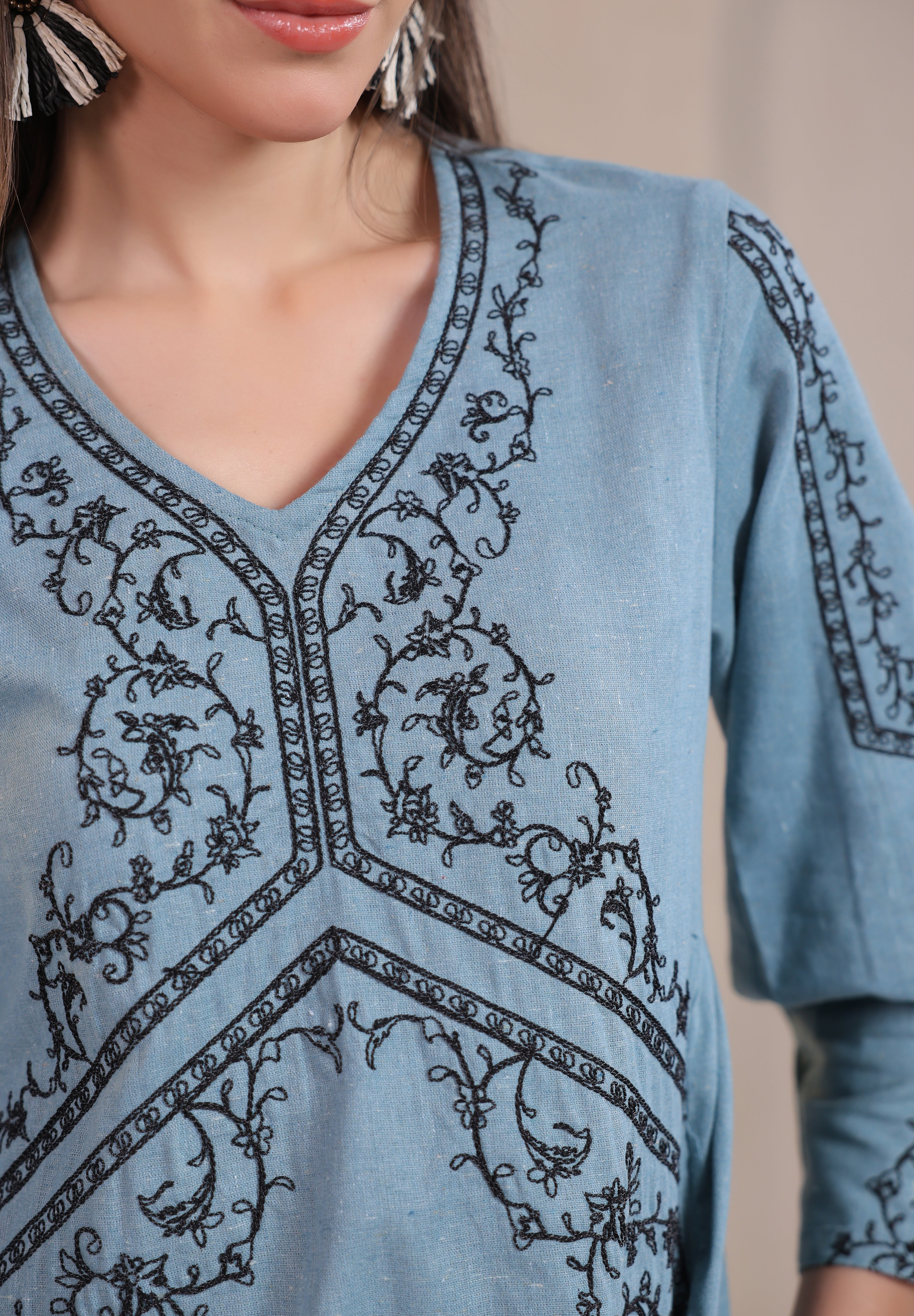 Women's Blue Embroidered Linen Blend Co-Ord Set