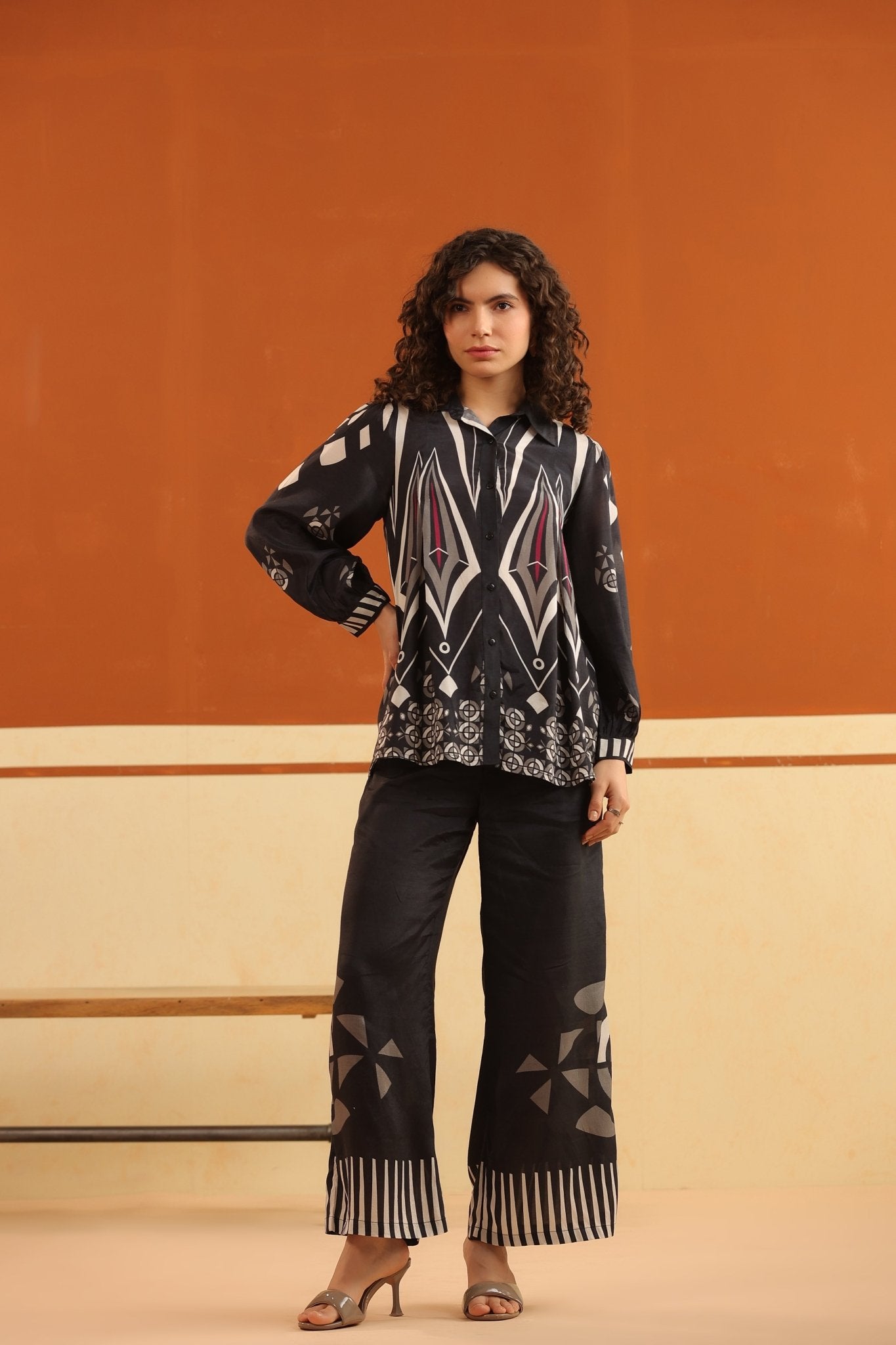 Black Printed Viscose Santoon Shirt & Pant Co - Ord Set for Women - Nyaro