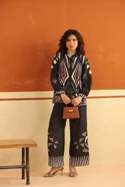 Black Printed Viscose Santoon Shirt & Pant Co - Ord Set for Women - Nyaro