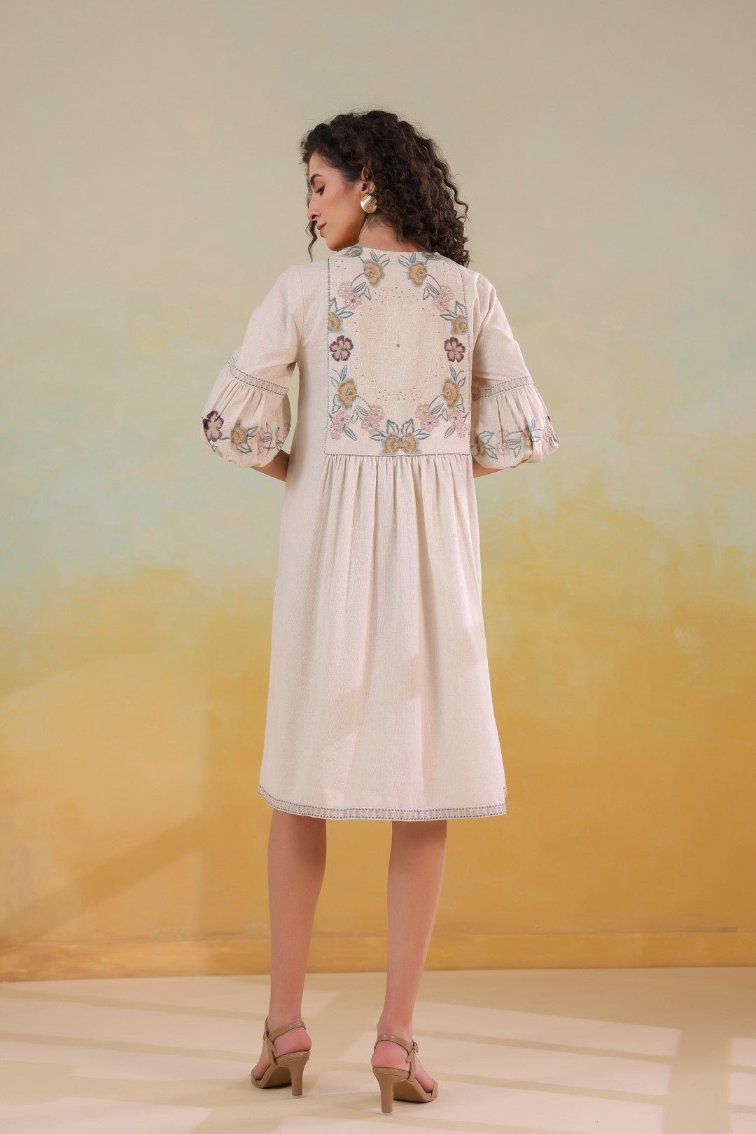 Nyaro Signature Cotton Flex Floral Embroidered Dress – Off White - Nyaro
