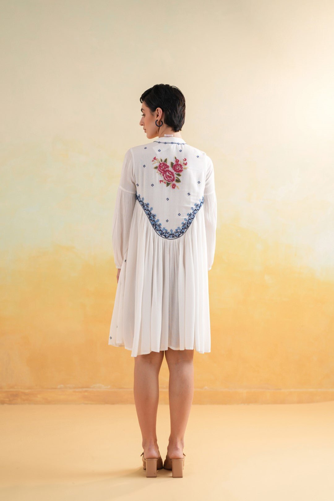 Nyaro Signature White Embroidered Rayon Crepe Short Dress - Nyaro