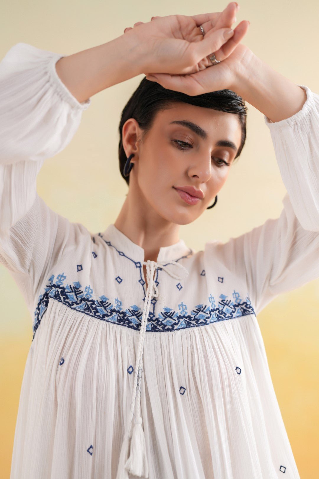 Nyaro Signature White Embroidered Rayon Crepe Short Dress - Nyaro