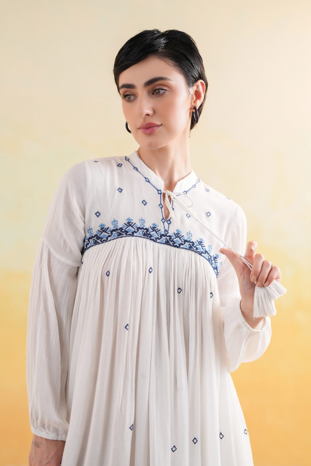 Nyaro Signature White Embroidered Rayon Crepe Short Dress - Nyaro