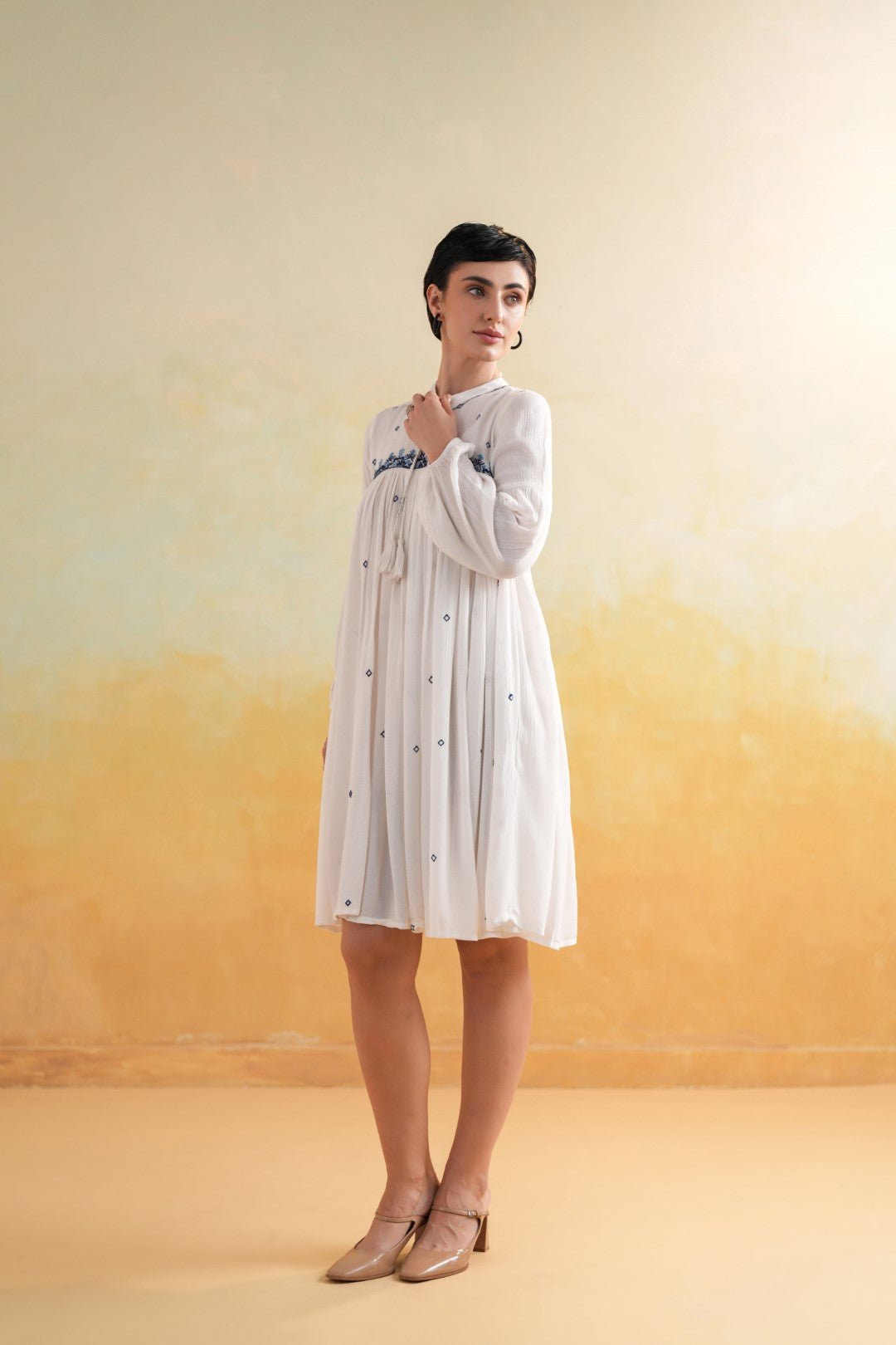 Nyaro Signature White Embroidered Rayon Crepe Short Dress - Nyaro