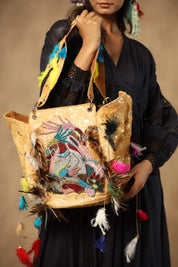 Women Handmade Leather Shoulder Bag With Feather Fringes - Nyaro