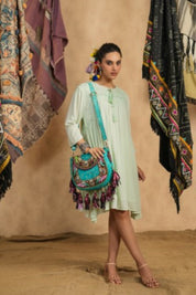 Women Handmade Leather Shoulder Bag With Leather Fringes - Nyaro