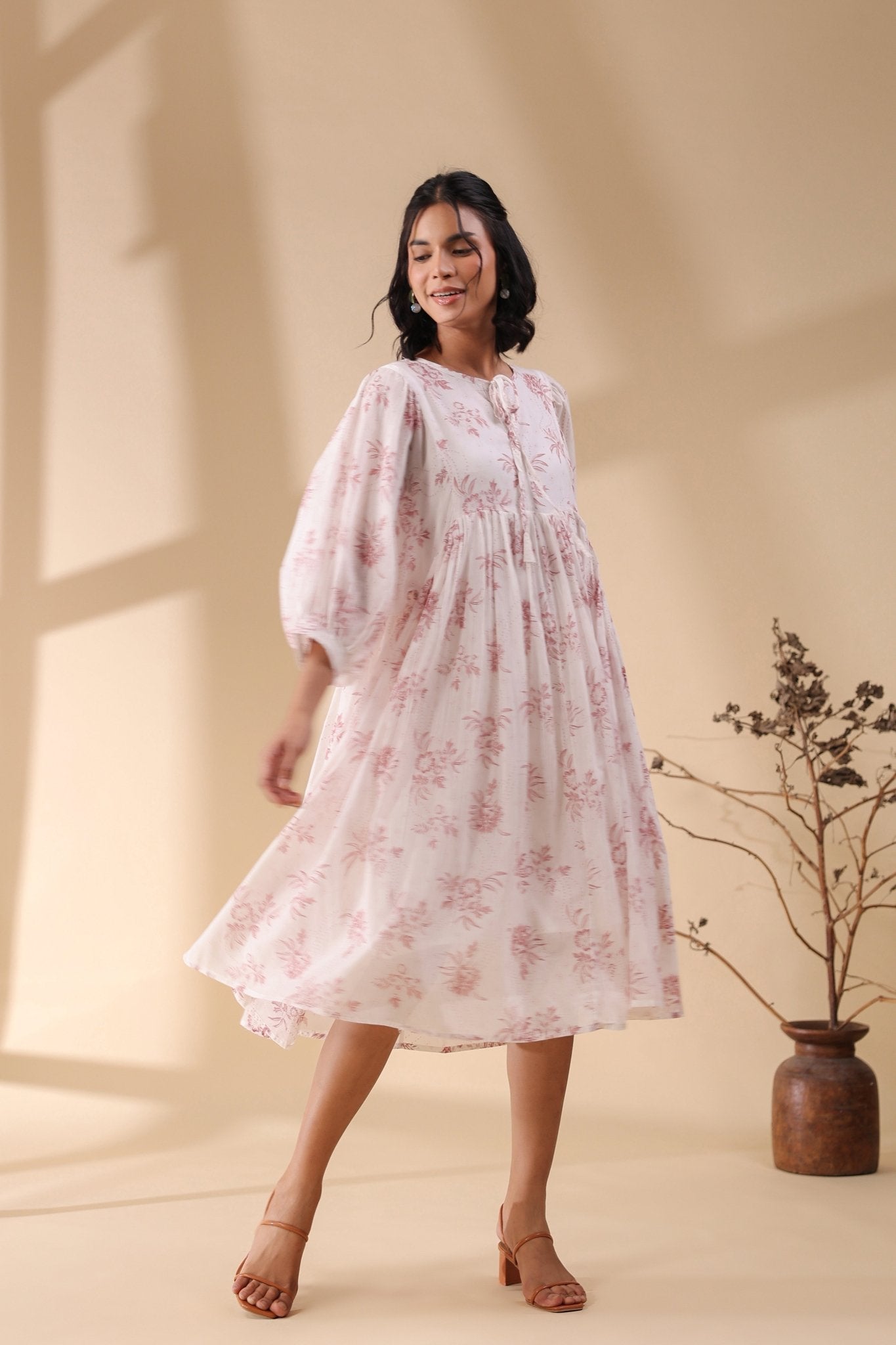 Women Pink Cotton Voile 80X72 Printed Dress - Nyaro
