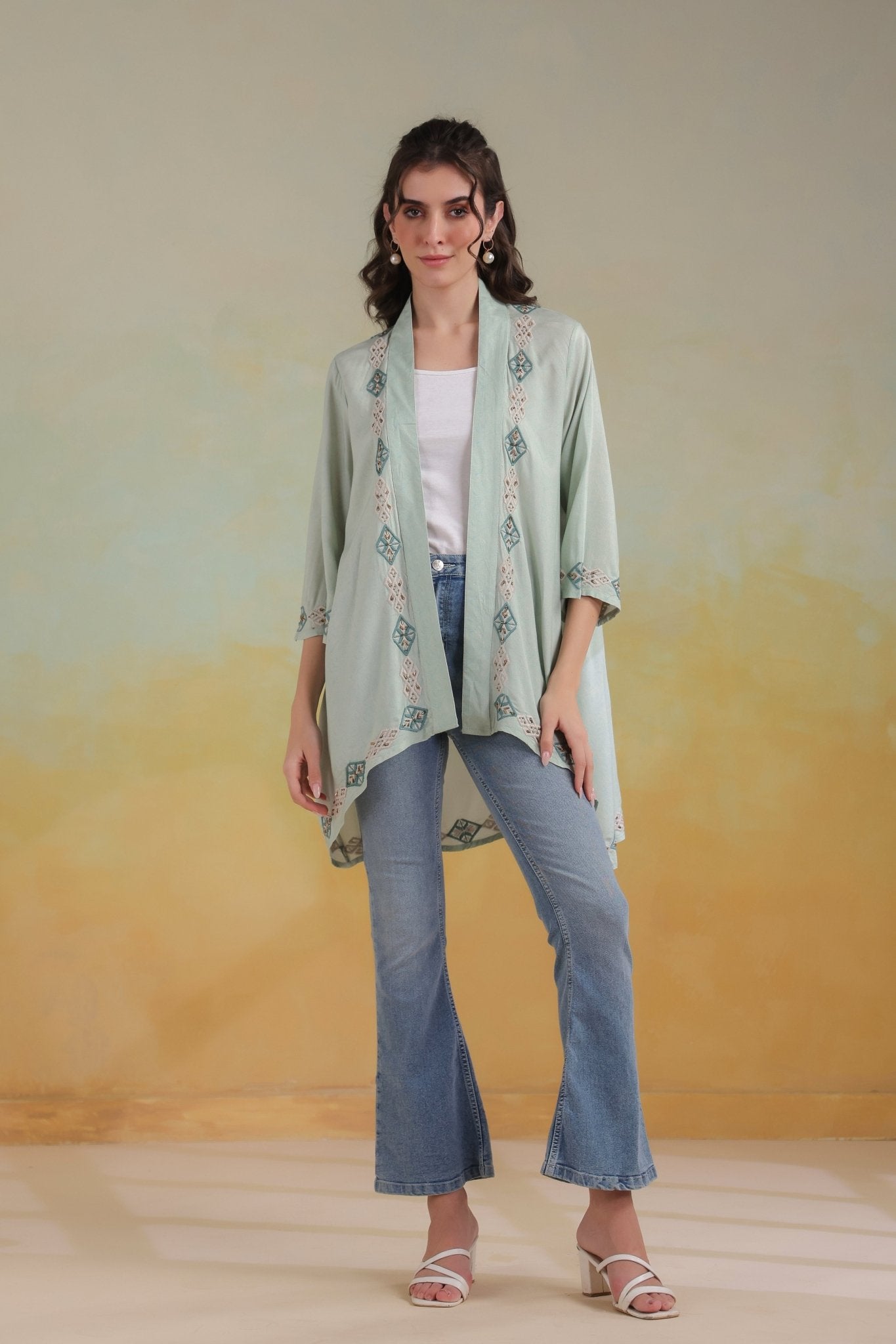 Women’s Green Viscose Rayon Embroidered Shrug - Nyaro