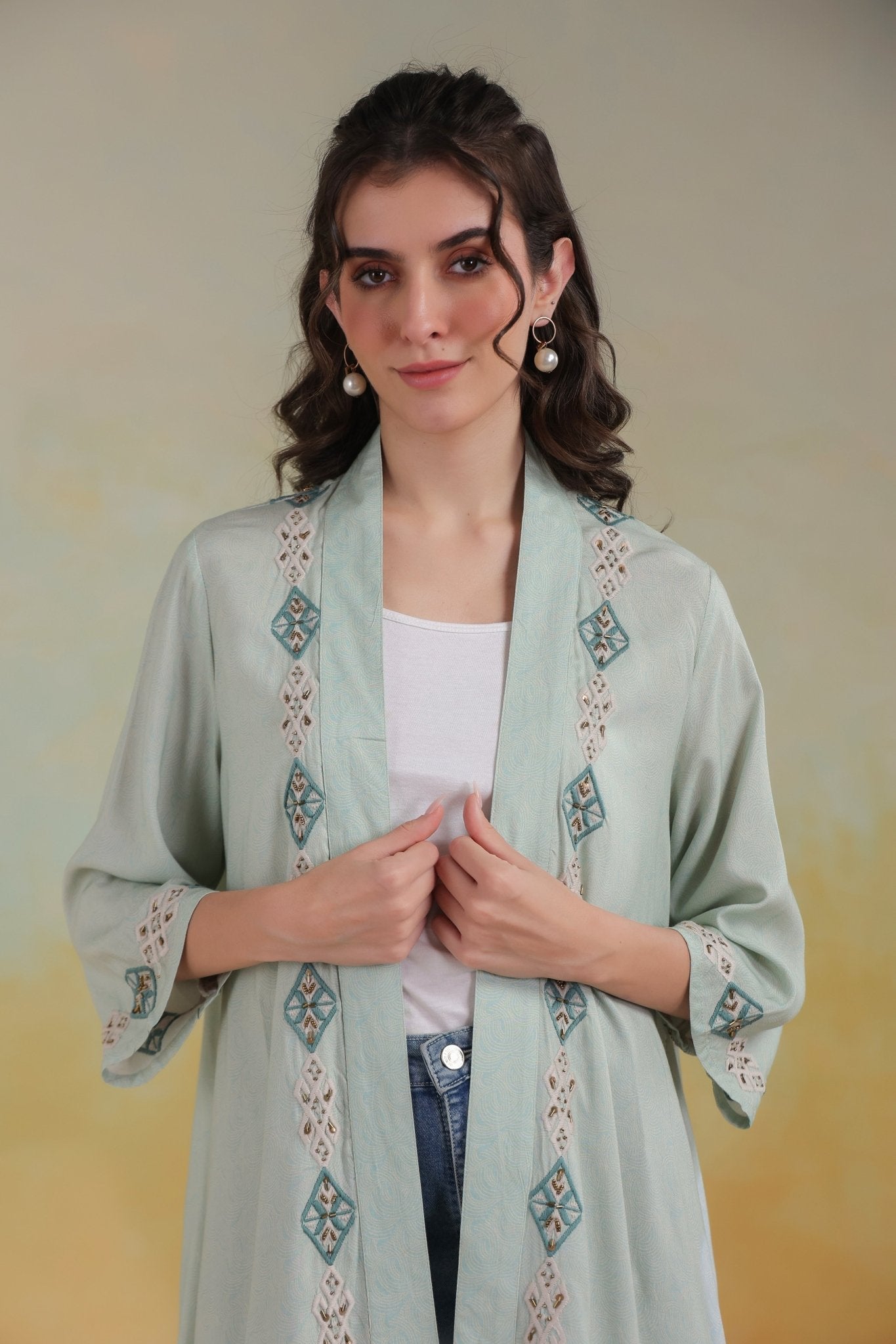 Women’s Green Viscose Rayon Embroidered Shrug - Nyaro